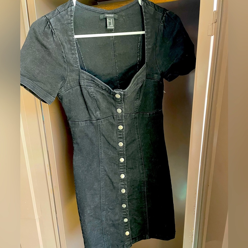 Black button dress